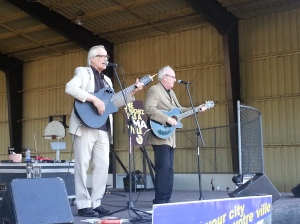 George Bowser and Rick Blue perform in CSL Trudeau Park